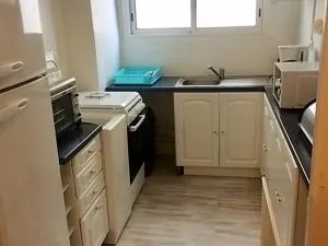 Appartement F3 avec balcon exposé sud, 2 chambres, proche commodités à Amélie-les-Bains - FR-1-703-42 - 圣洛朗－德塞尔当