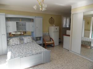 Studio confortable 2 pers avec balcon et parking, proche centre Amélie-les-Bains - FR-1-703-69