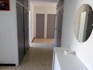 Appartements Appartement Amelie-les-Bains-Palalda, 3 pieces, 4 personnes - FR-1-703-93 : photos des chambres