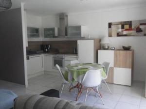 Appartements Studio Amelie-les-Bains-Palalda, 1 piece, 3 personnes - FR-1-703-57 : photos des chambres