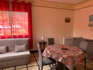 Appartements Charmant F2 avec jardin et climatisation a Amelie-les-Bains-Palalda - FR-1-703-148 : photos des chambres