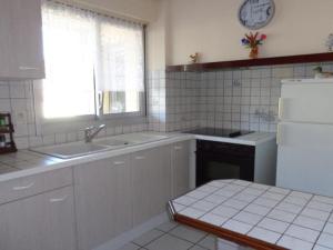 Appartement F3 avec garage et loggia, 4 couchages, proche Thermes et centre-ville, Amélie-les-Bains - FR-1-703-147