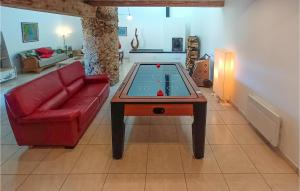 Maisons de vacances Awesome Home In Pardailhan With Kitchen : photos des chambres
