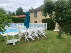 Appartements Superbe Villa Piscine, Climatisation, 5 Min a pied du Centre : photos des chambres