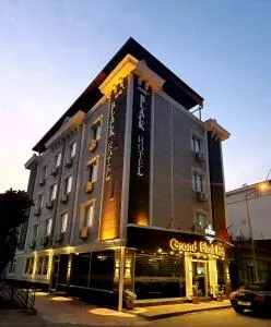 Grand Black Hotel - 梅尔辛