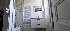 Appartements Vittel Studio neuf en Centre-ville ideal curiste : photos des chambres