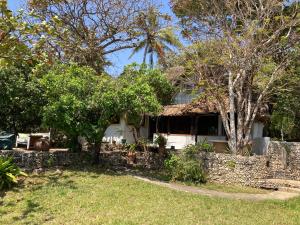 Kasuku Villa, Warandale Cottages