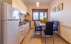 Sweet house with free parking