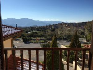 Rocabella Hellinikon Country Hotel