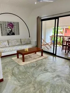 very nice new apartment 80 meters from the sea - Ambondrona