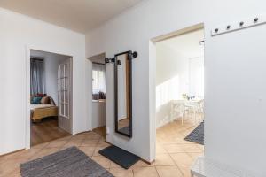 ROOM, Pirenejska 20 Cozy Rooms