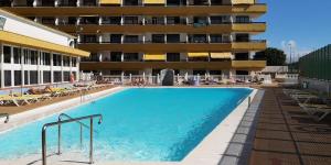 Top Studio in Las Arenas, 4 OG, seitlicher Meerblick, im Herzen von Playa del Ingles, Gran Canaria