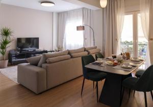 Acropolis Deluxe 2BR Apartment