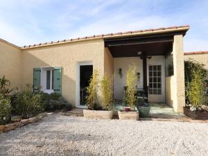 Maisons de vacances Beautiful holiday home in Gargas with private pool : photos des chambres