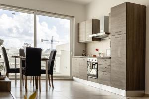 Stylish 2BDR Unit in Sliema! Near Valletta Ferry!