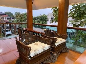 188 Teak House บ้านต้นสัก