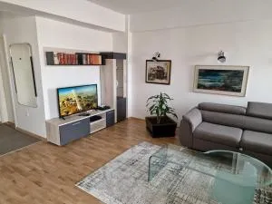 Fabulous family apartment, Beverly Hills Mall area - Vodno