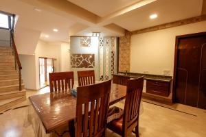 Falcon Suites Indira Nagar New