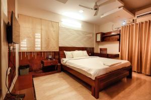 Falcon Suites Indira Nagar New