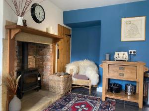 Alnwick Holiday House - Charming, Historic, Central Alnwick with Courtyard