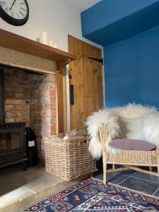 Alnwick Holiday House - Charming, Historic, Central Alnwick with Courtyard