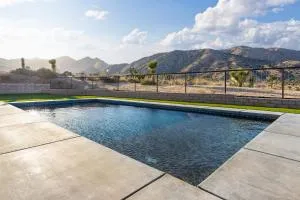 Wine Lover's Retreat - The Uncork and Unwind Experience - Pioneertown