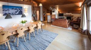 Penthouse - Ski-in Ski-out 30 meters from Medran lift and 40 meters from W Hotel