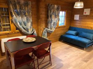 Les Chalets De Lozzi : photos des chambres