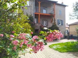 Maisons de vacances La Maison de Thuy - Gite en Auvergne : photos des chambres