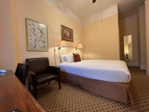 Queen Room room in Andrews Hotel