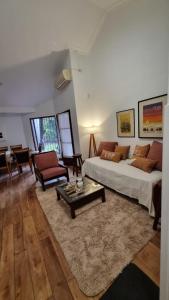 TU CASA Rent House