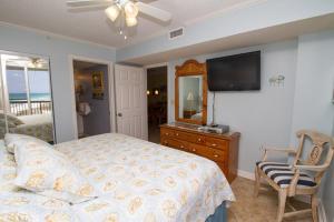 Pelican Beach 0712 by Pelican Beach Management