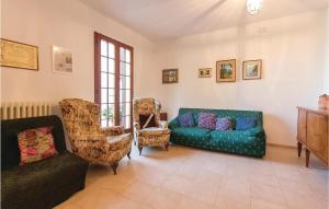Nice Apartment In Marti Pi With Wifi