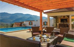 Lovely Home In Vrgorac With Sauna