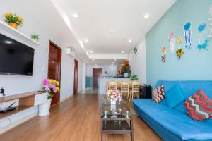 Căn Hộ 3 Phòng Ngủ (Three-Bedroom Apartment)