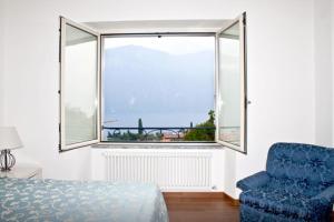 Apartment with Lake View room in Miralago B&B and Apartments