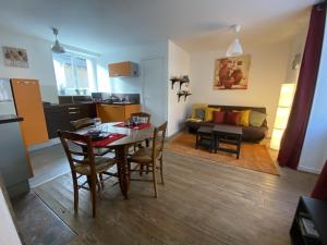 Appartement La Roche-Posay, 2 pièces, 1 personne - FR-1-541-98