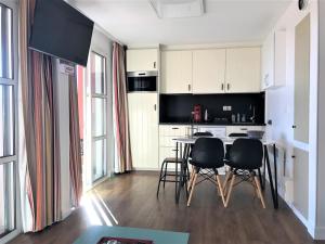 Cap Esterel: Appartement 3 pièces avec grande terrasse et vue mer - FR-1-504-659