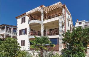 2 Bedroom Awesome Apartment In Rabac