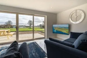 The Stables At Mullans Bay - Aghnablaney