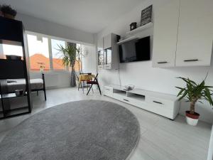 Garsonieră Ultracentrală Petroșani Valea Jiului - 3hvězdičkové hotely ve městě Petrosani