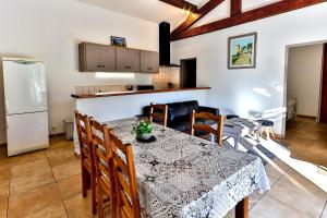 Appartements Les Gites du Mas Canillac : photos des chambres