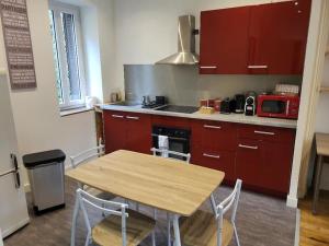 Appartements Cosy, calme, proche Centre Ville : photos des chambres