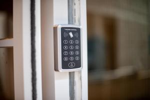 J Cube Betong - Private House