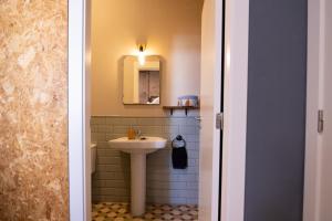Quadruple Room with Private Bathroom room in Bird House