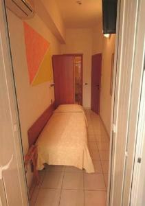 Single Room with Balcony room in Hotel Clipper