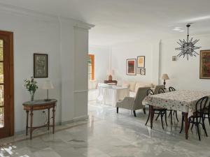 Villa a los pies de la Alhambra