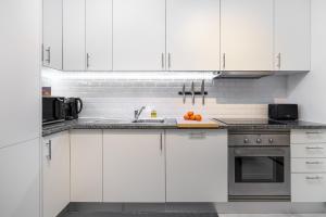 WHome Lisbons Best Kept Secret: 2-Bed wAC & Patio