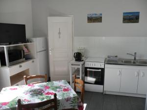 Appartements Rose, 4 pers. Villa Saint Antoine, Orcival, Sancy : photos des chambres