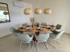Appartements Paillote Perchee a 180 ° sur la mer : photos des chambres